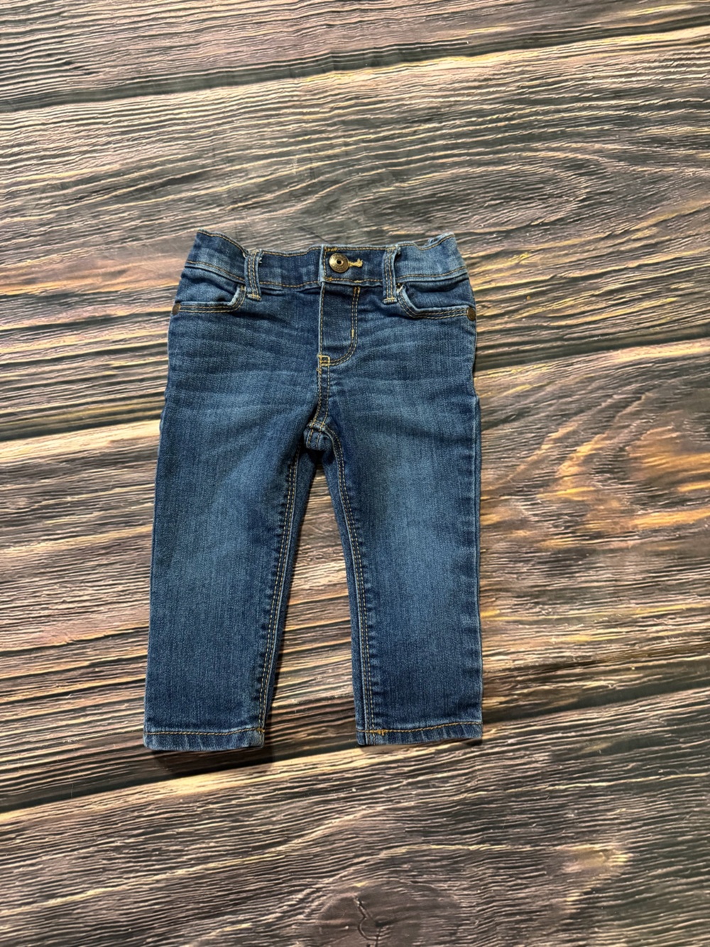 OshKosh B’gosh Baby Jeans Size 6–9M